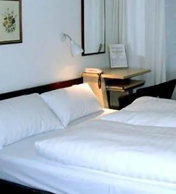 City Hotel Mercator Frankfurt am Main 3*,