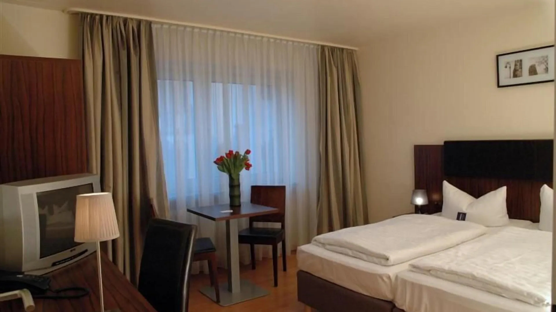 City Hotel Mercator Frankfurt am Main 3*,