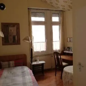 Acasa Bed & Breakfast